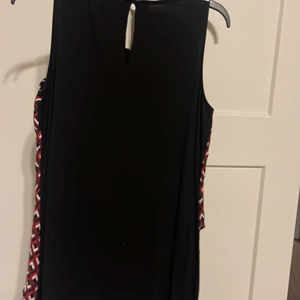 Top - Picture 2 of 2